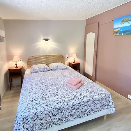 בית נופש Damalix Front De 5 Pax Saint-Raphaël